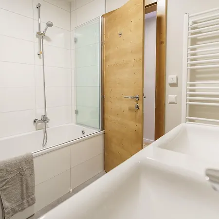 Alpen Family Bergfreunde Near Skilift And Golf Course Apartament *